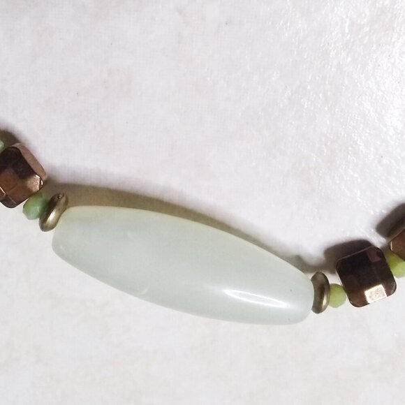 One-of-a-kind! Pale Green Jade + Bronze Tile Toggle Clasp Bracelet - Handmade! - Picture 4 of 8